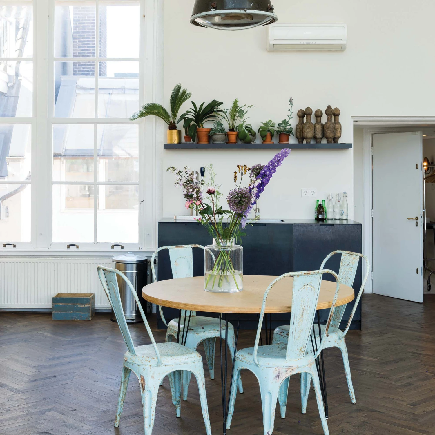 Farrow & Ball Modern All White No.2005 Eggshell Paint, 750ml 4 Farrow & Ball Modern All White No.2005 Eggshell Paint, 750ml - Image 4