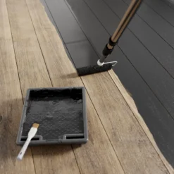 GoodHome Black Satin Floor Wood Varnish, 2.5L -Outlet Paint Hub Store goodhome black satin floor wood varnish 2 5l5059340487021 02i