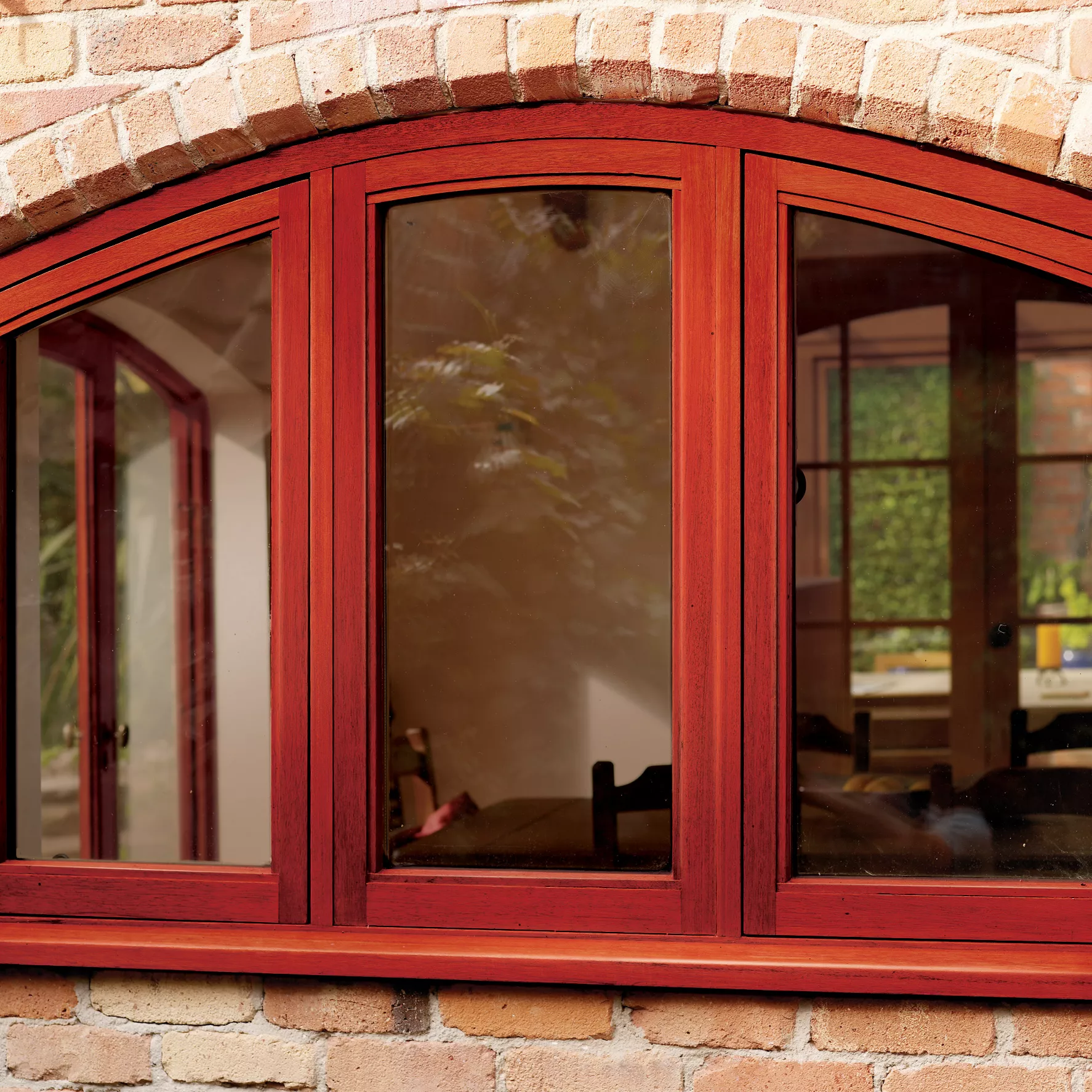 Ronseal Mahogany Satin Wood Stain, 750ml 5 Ronseal Mahogany Satin Wood Stain, 750ml - Image 5