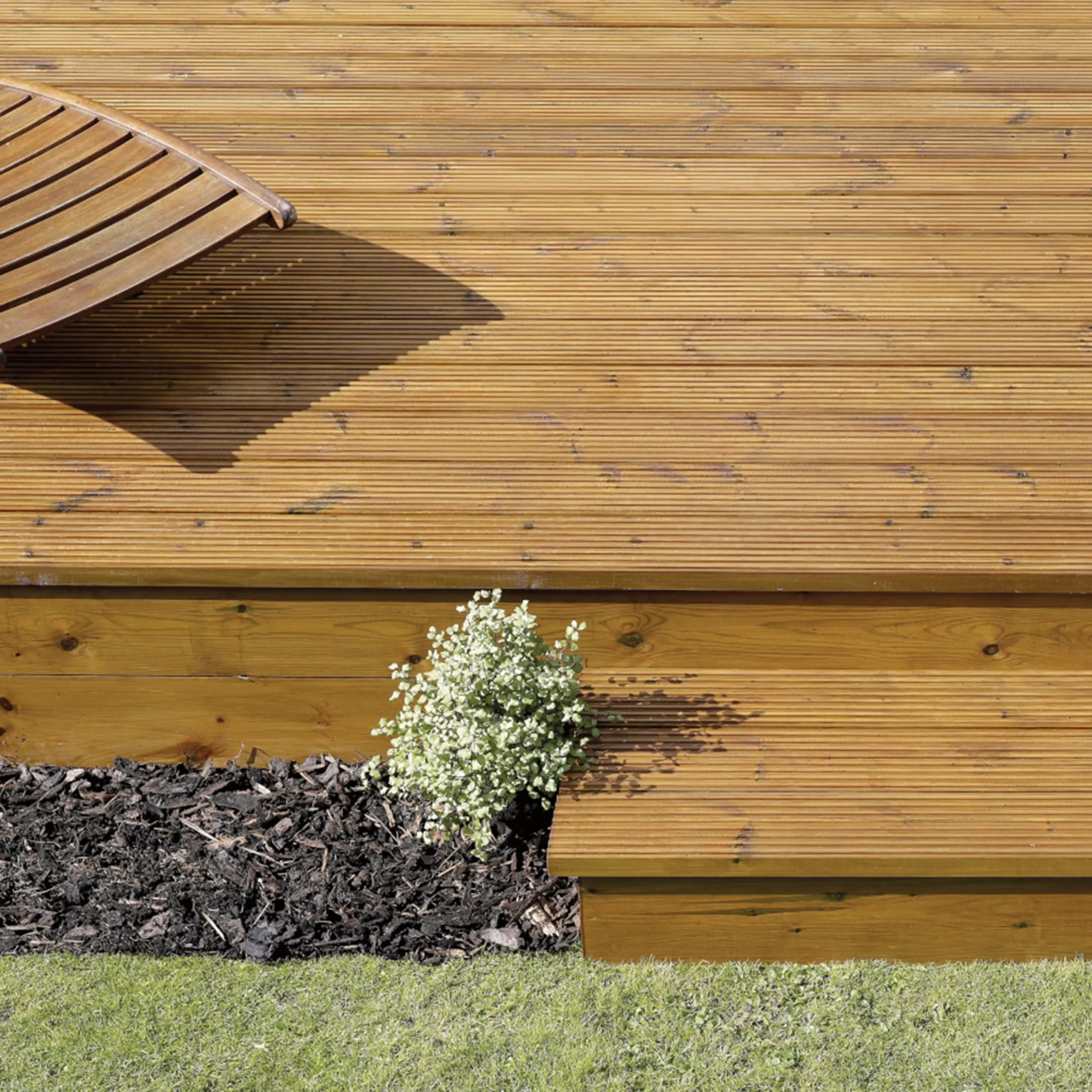 Ronseal Ultimate Natural Oak Decking Wood Oil, 5L 4 Ronseal Ultimate Natural Oak Decking Wood Oil, 5L - Image 4