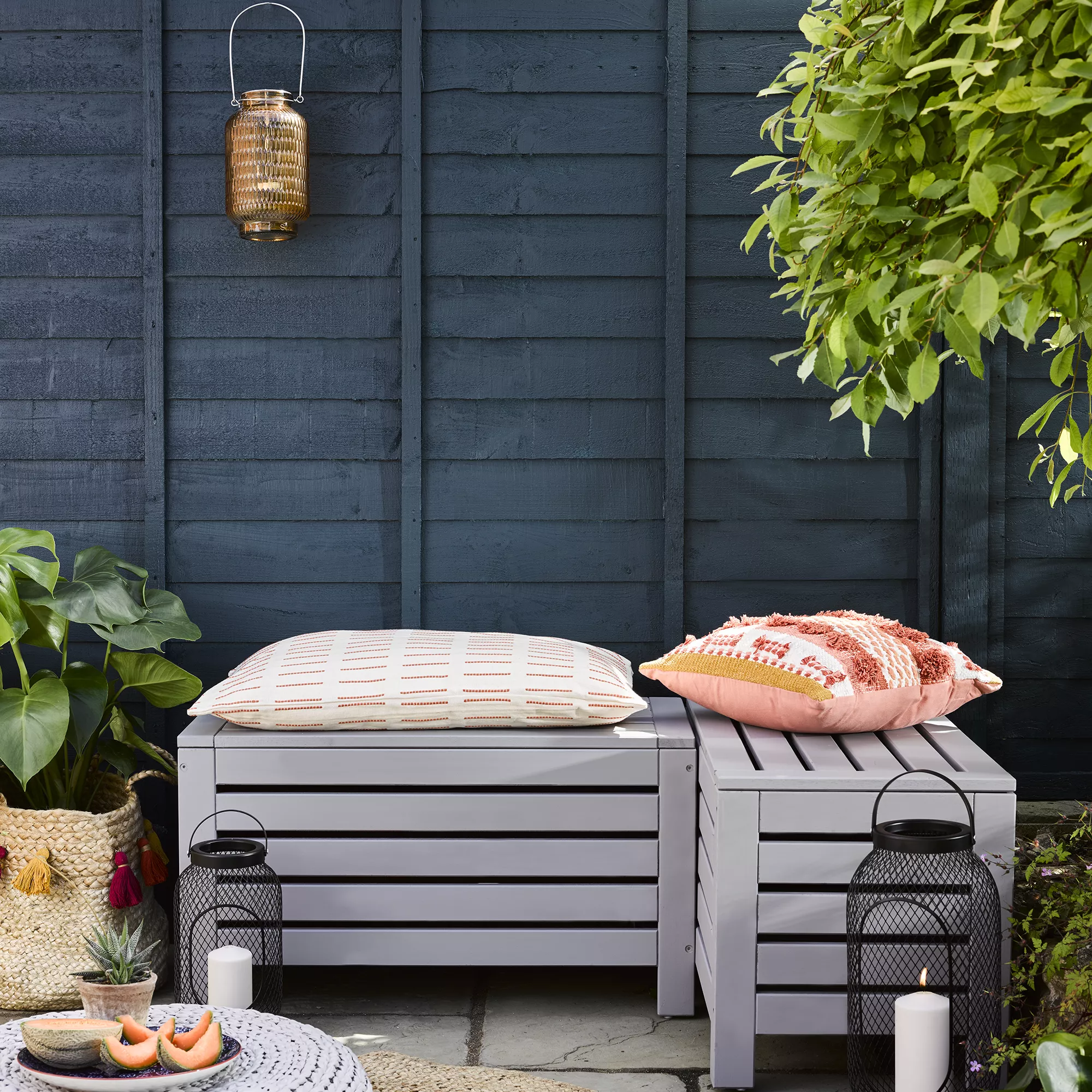 Rust-Oleum Garden Paint Evening Blue Matt Multi-surface Garden Paint, 2.5L Tin 4 Rust-Oleum Garden Paint Evening Blue Matt Multi-surface Garden Paint, 2.5L Tin - Image 4