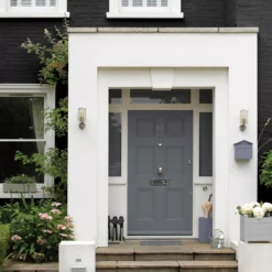 Sandtex Ultra Smooth Black Masonry Paint, 5L -Outlet Paint Hub Store sandtex ultra smooth black masonry paint 5l5010131461231 04i bq