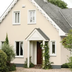 Sandtex Ultra Smooth Magnolia Masonry Paint, 10L -Outlet Paint Hub Store sandtex ultra smooth magnolia masonry paint 10l5010131460937 01i bq