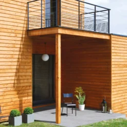 V33 High Protection Mahogany Mid Sheen Wood Stain, 750ml -Outlet Paint Hub Store v33 high protection mahogany mid sheen wood stain 750ml3153895144391 01i bq